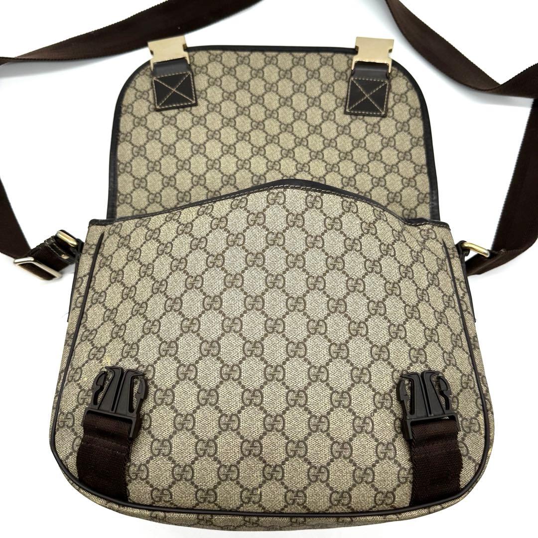 【美品】GUCCI ショルダーバッグ メッセンジャーバッグ GG スプリーム