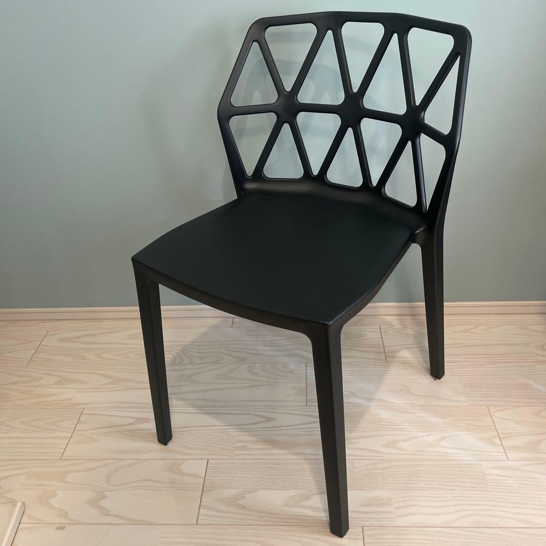 チェア イタリア製　コヌビア　カリガリス　椅子