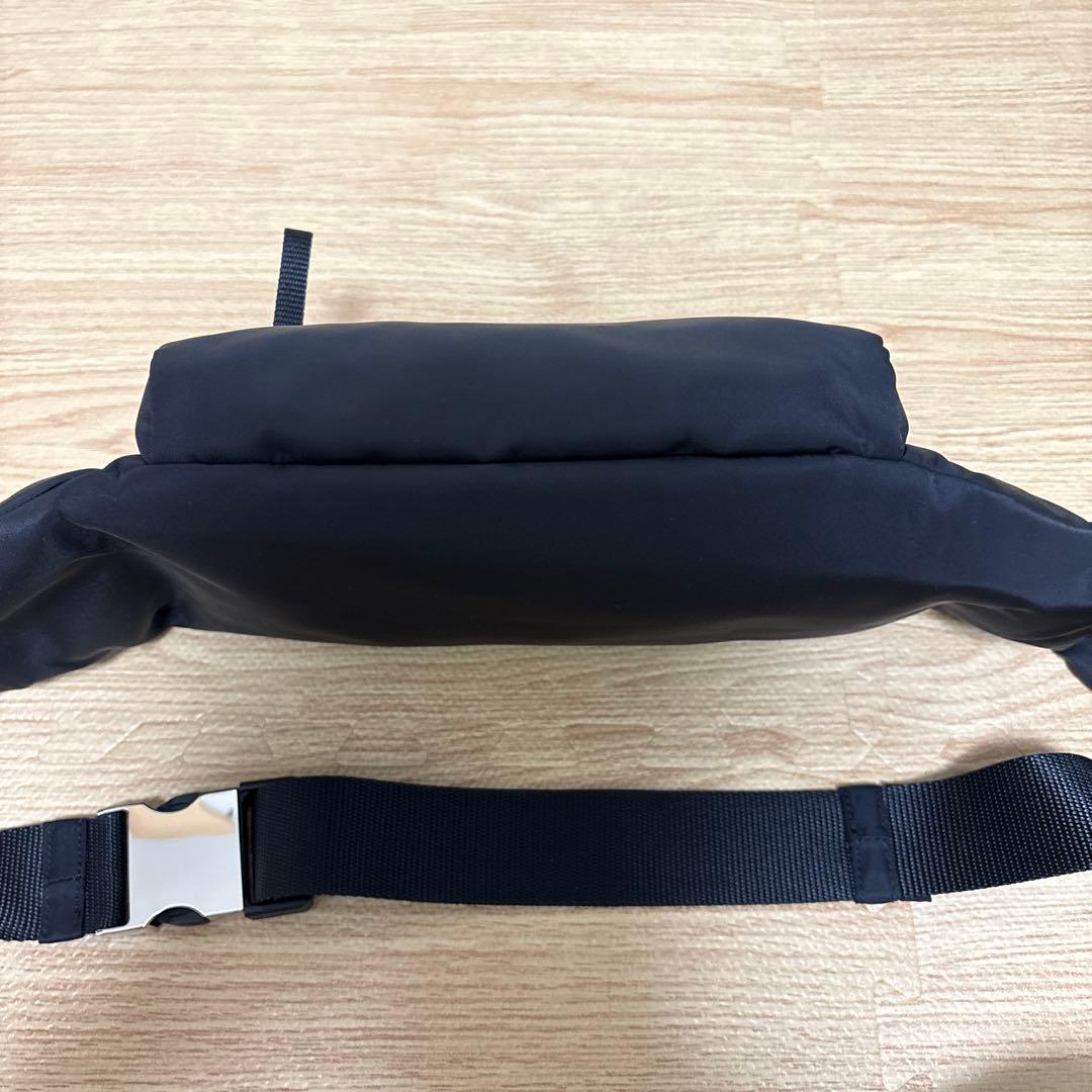 【美品】PRADA ボディバッグ 2VL005 RFID認識済み　三角ロゴ