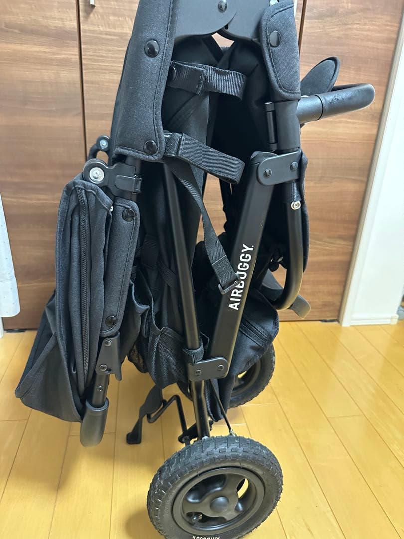 【ちーやん】AIRBUGGY ベビーカー ブラック