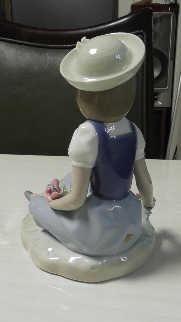 LLADRO　リヤドロ【花摘み】６　リアドロ　 インテリア　L541