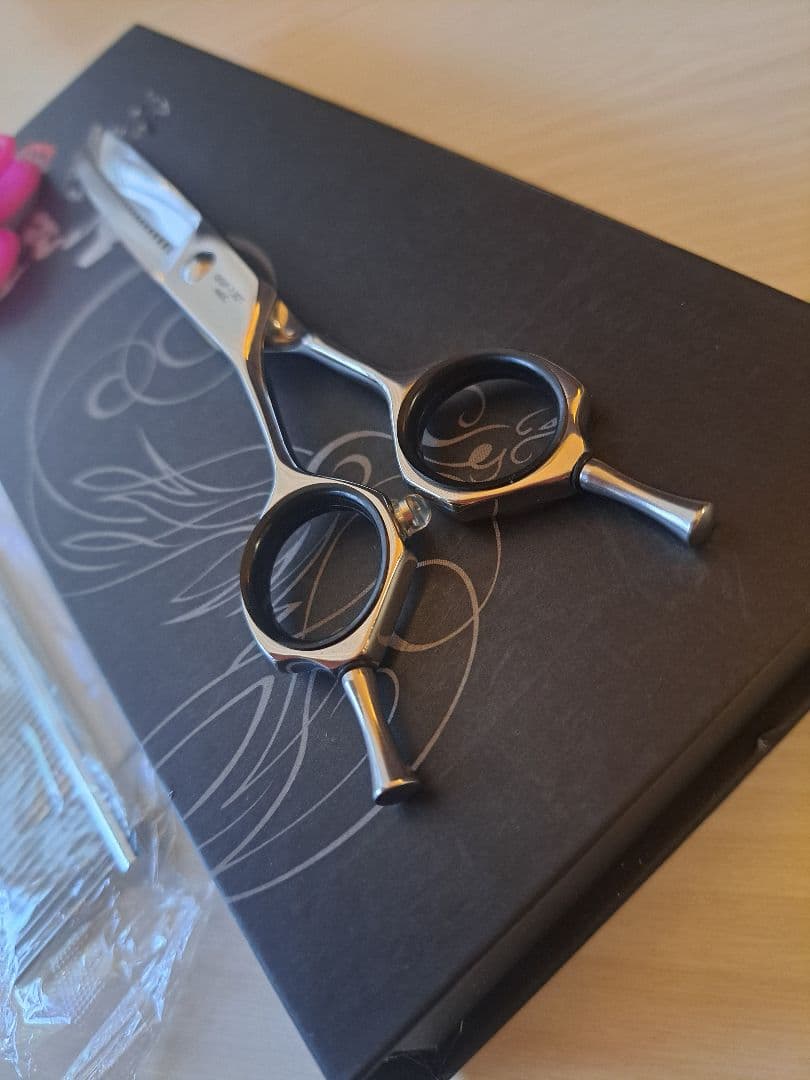 新品★フェニーチェ左利き用 カーブセニングシザー★50%★7in