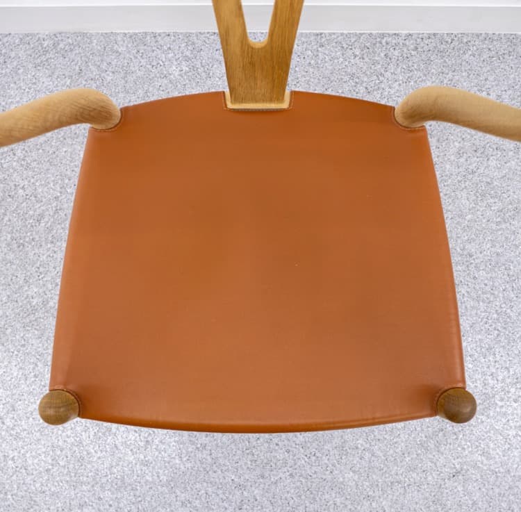 カールハンセンサン CARL HANSEN&SON CH24 レザー 廃盤
