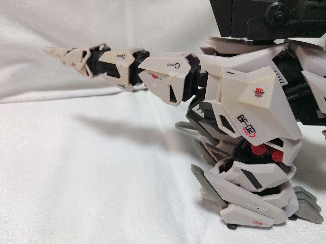 b*t様 ゾイド　ジェノザウラー　バーサクフューラー　ジャンク