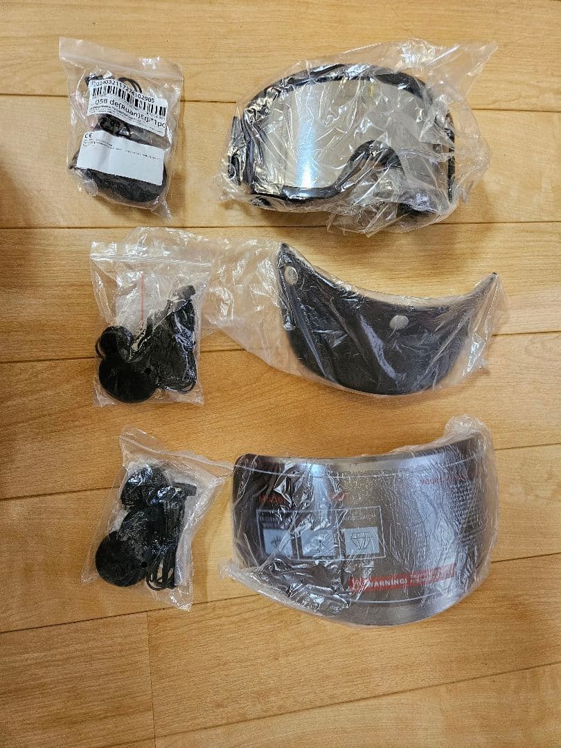 MTX タイプ　ヘルメット　インカム付き　付属あり