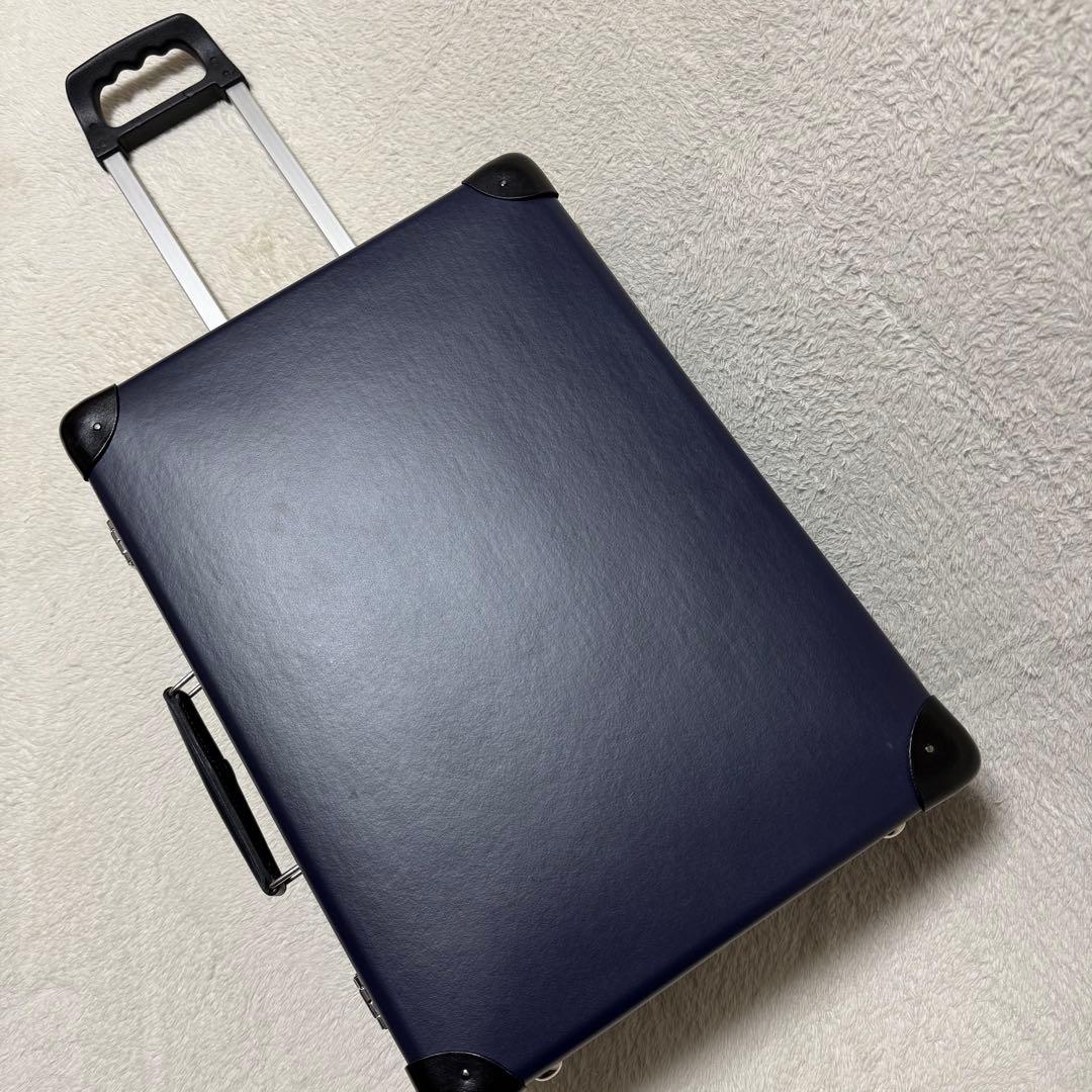 美品 GLOBE TROTTER オリジナル スモールキャリーオン 30L