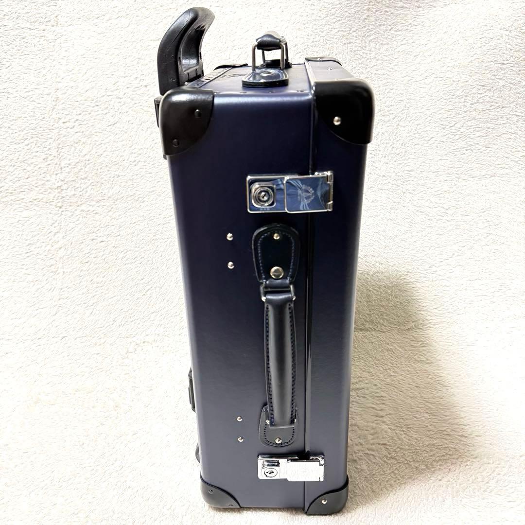 美品 GLOBE TROTTER オリジナル スモールキャリーオン 30L
