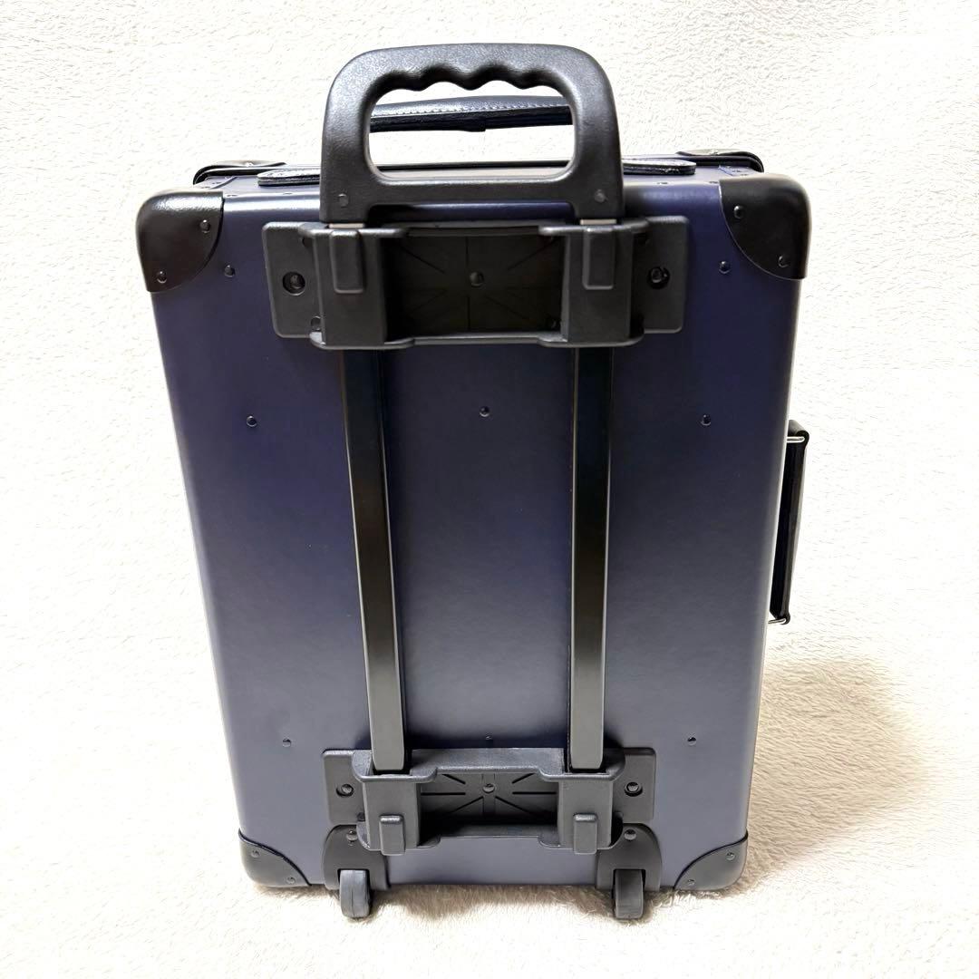 美品 GLOBE TROTTER オリジナル スモールキャリーオン 30L