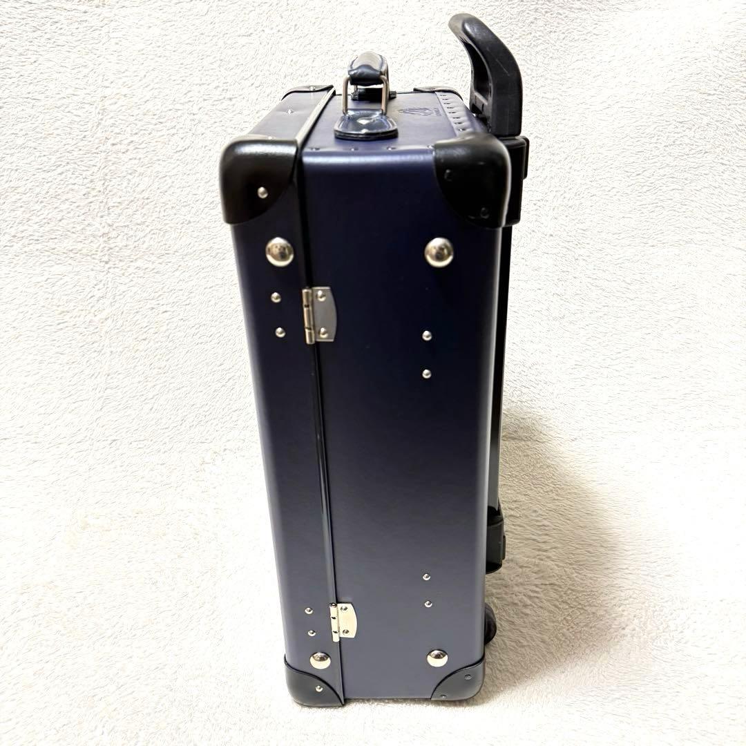 美品 GLOBE TROTTER オリジナル スモールキャリーオン 30L