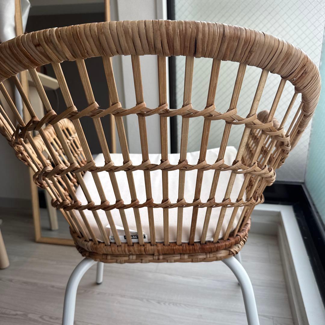 ニルソーヴェ ikea 椅子