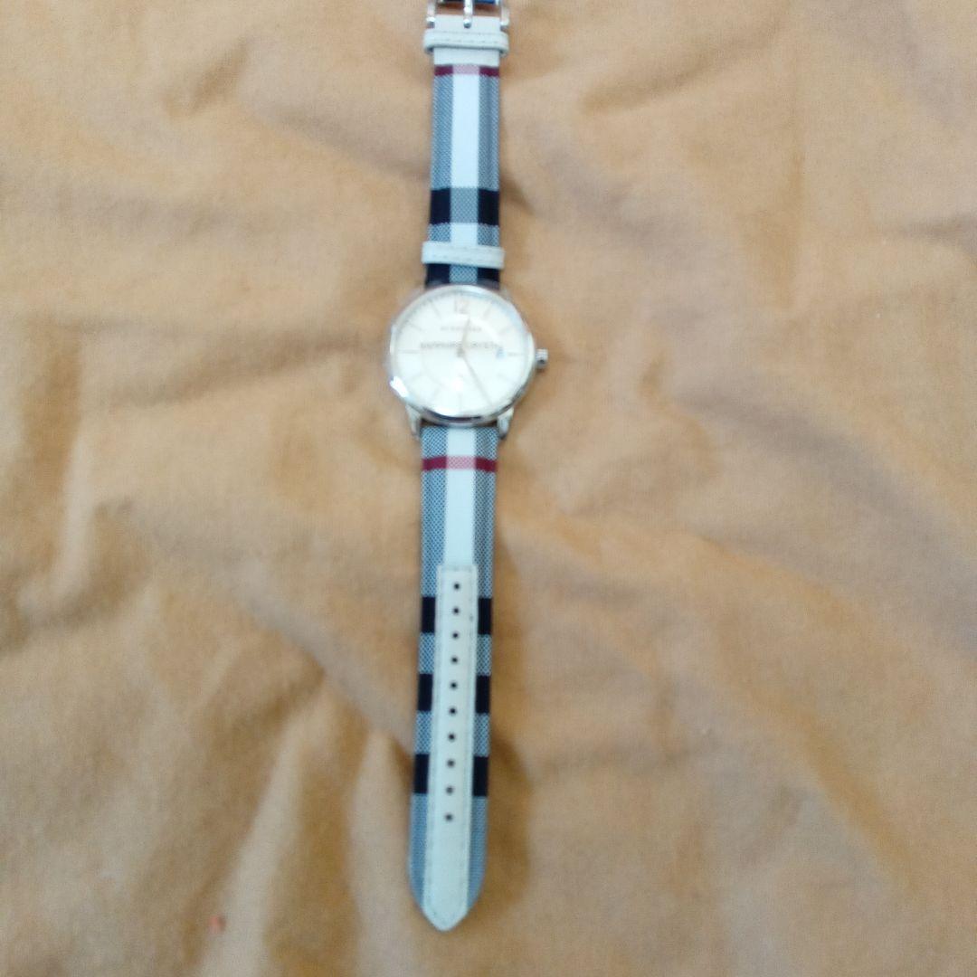 BURBERRY　腕時計　スモールセコンド　ノバチェック