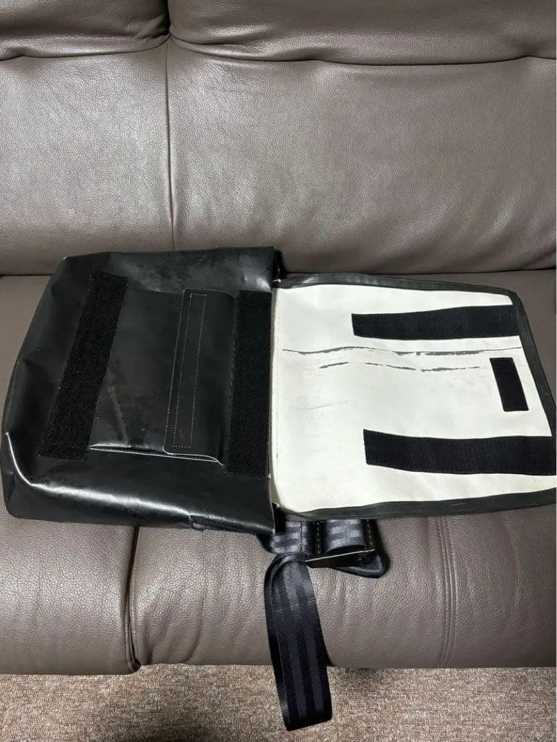 フライターグ　FREITAG F712 DRAGNET F-CUT