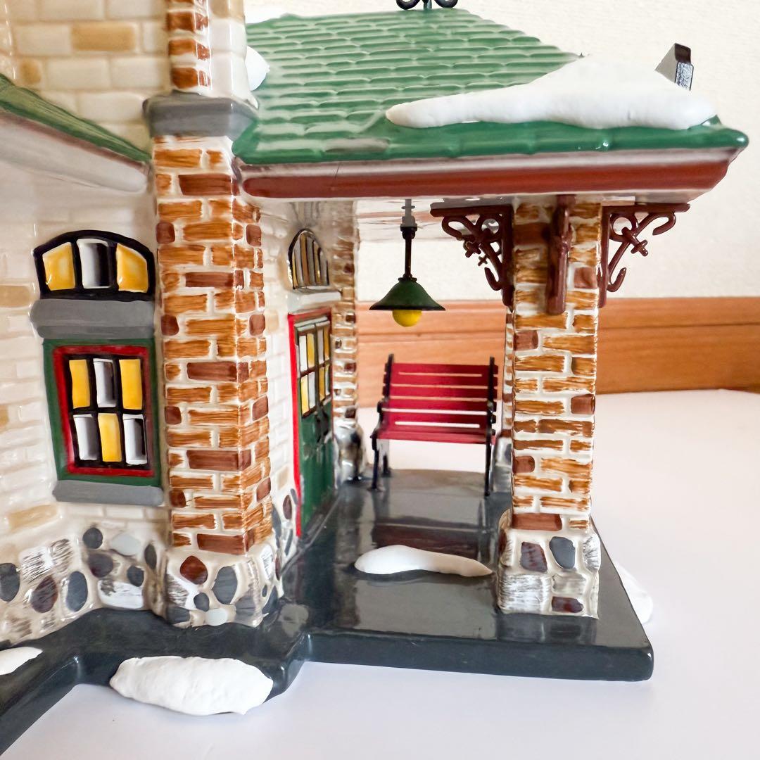 クリスマス フィギュア 鉄道の駅 デパートメント56 ミニチュアハウス