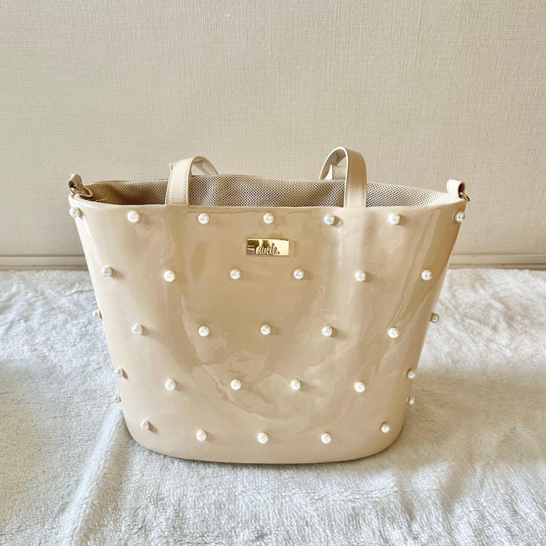 Ducie キャリーバッグ　ベージュ