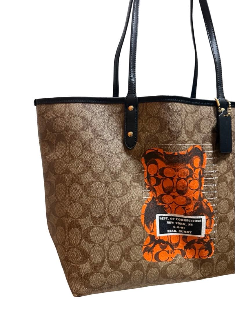 ほぼ新品，COACH コーチ シグネチャー トートバッグ ストーリーパッチ
