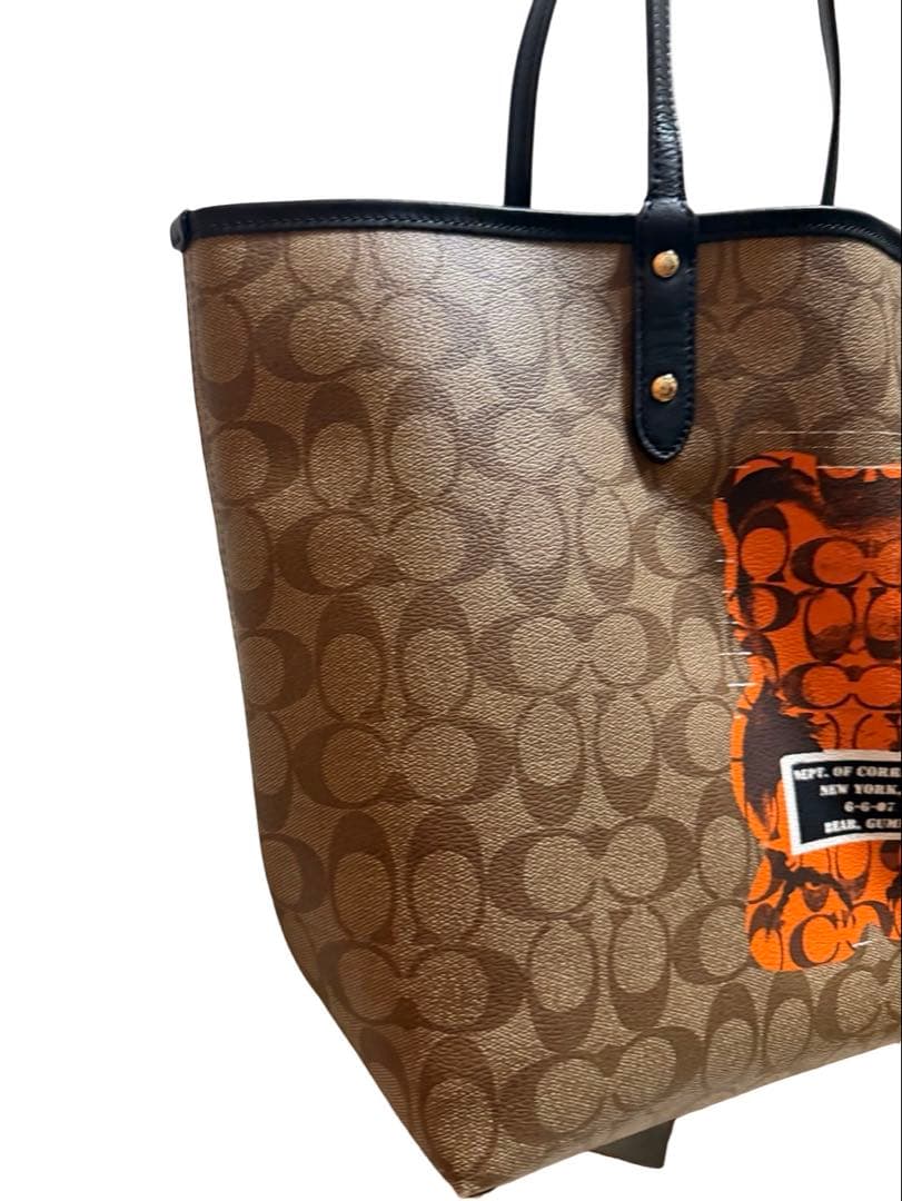 ほぼ新品，COACH コーチ シグネチャー トートバッグ ストーリーパッチ