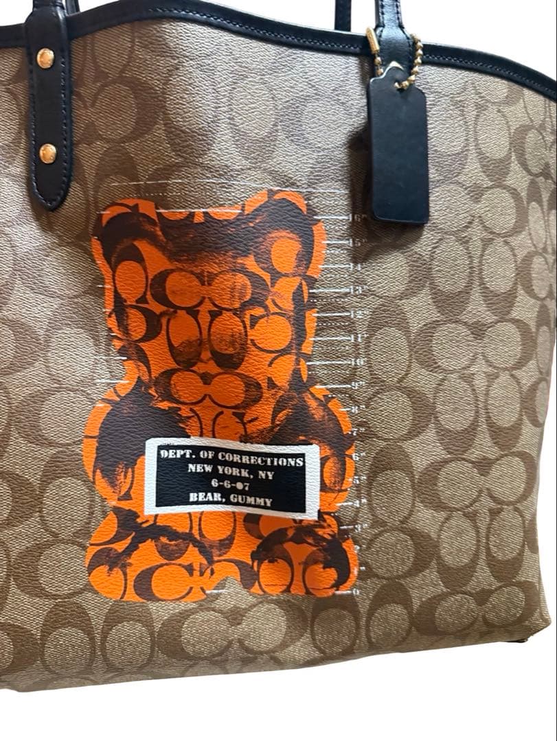 ほぼ新品，COACH コーチ シグネチャー トートバッグ ストーリーパッチ