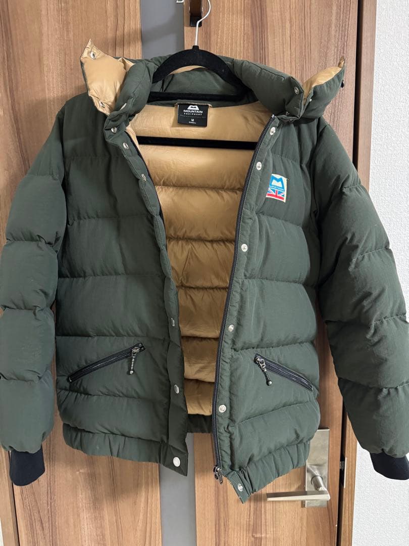 美品　MOUNTAIN EQUIPMENT レディース ダウン　M オリーブ