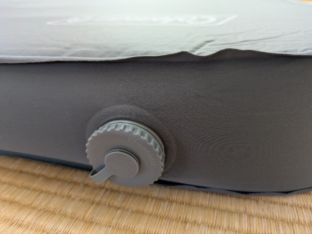 美品　コールマン　キャンパーインフレーターマットハイピーク　ダブル