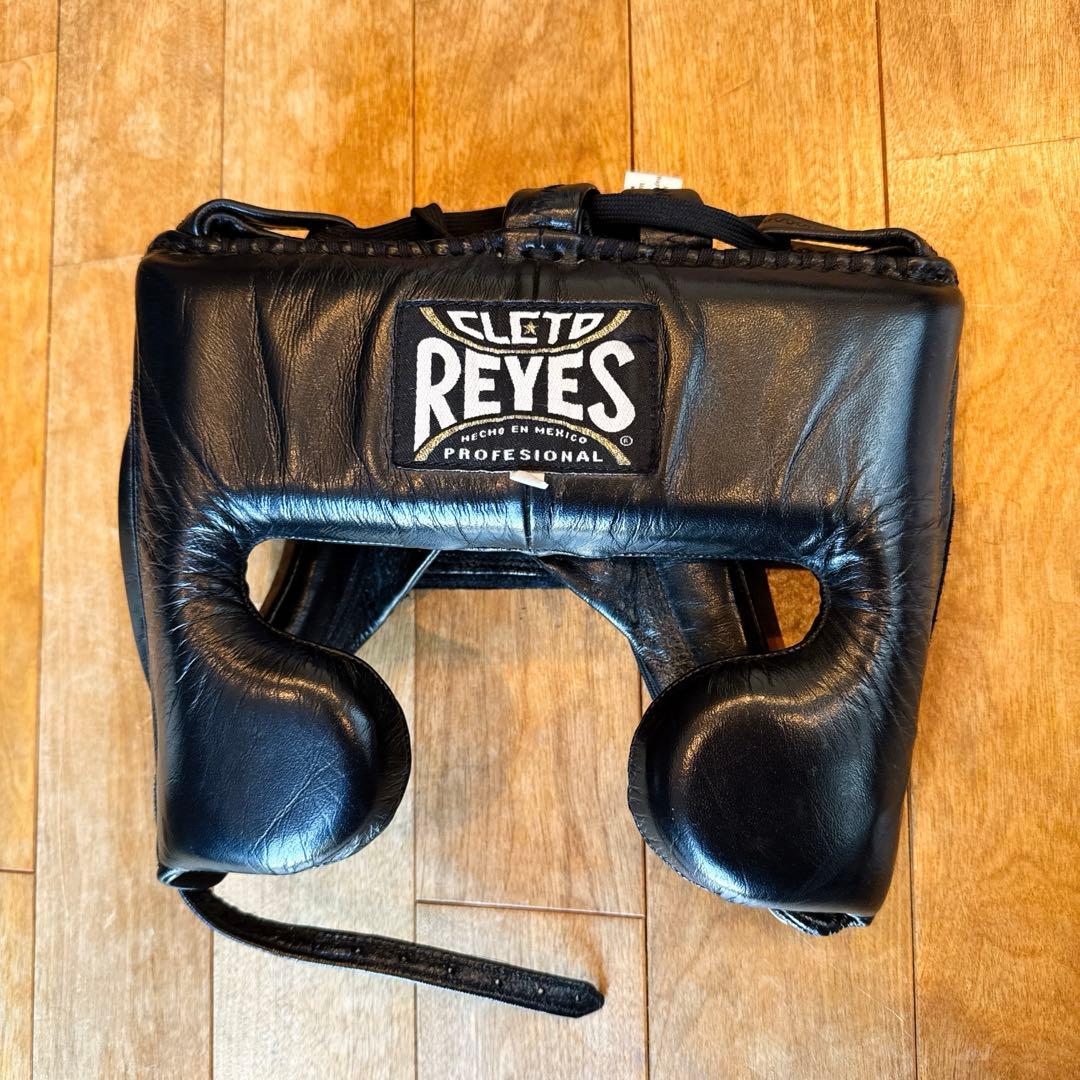 ボクシング　REYESヘッドギア　牛革　サイズM