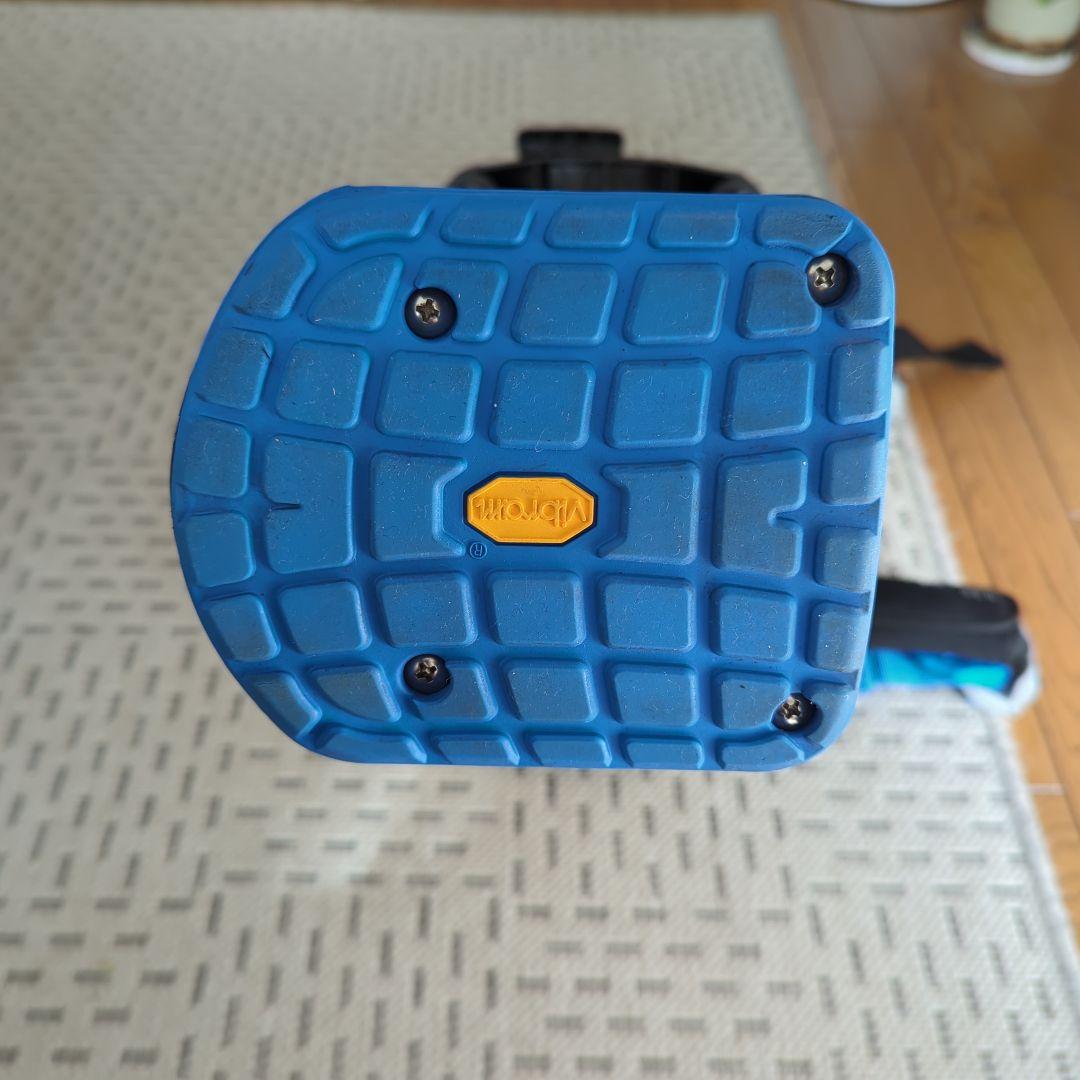 アイウォークフリー　iWALK Free3.0 ハンズフリー松葉杖