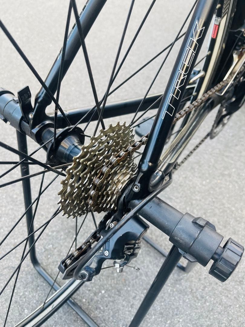 TREK MADONE2.1 トレック マドン 105 ロードバイク 大阪引取り