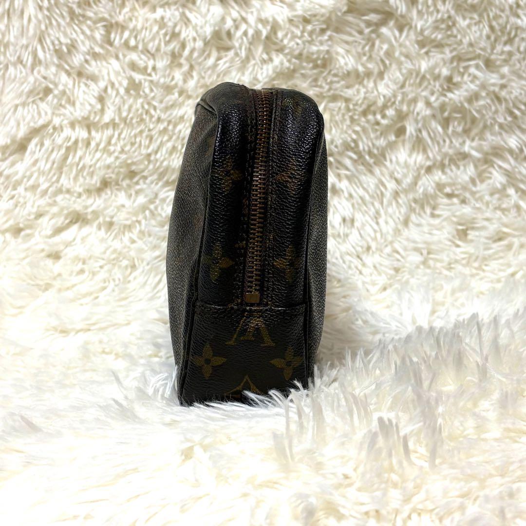 Louis Vuitton モノグラム トゥルーストワレット　クラッチバック