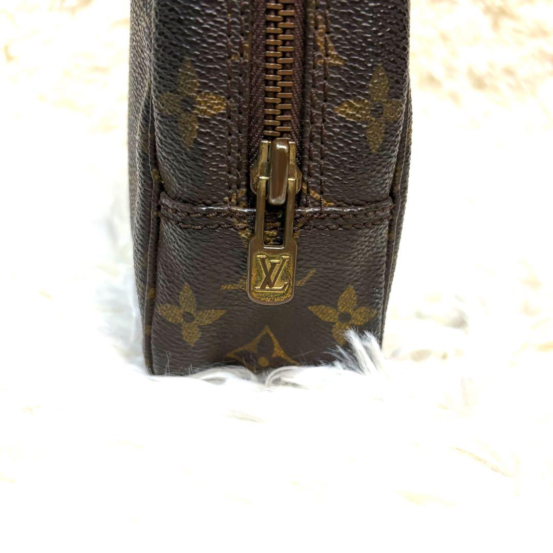 Louis Vuitton モノグラム トゥルーストワレット　クラッチバック