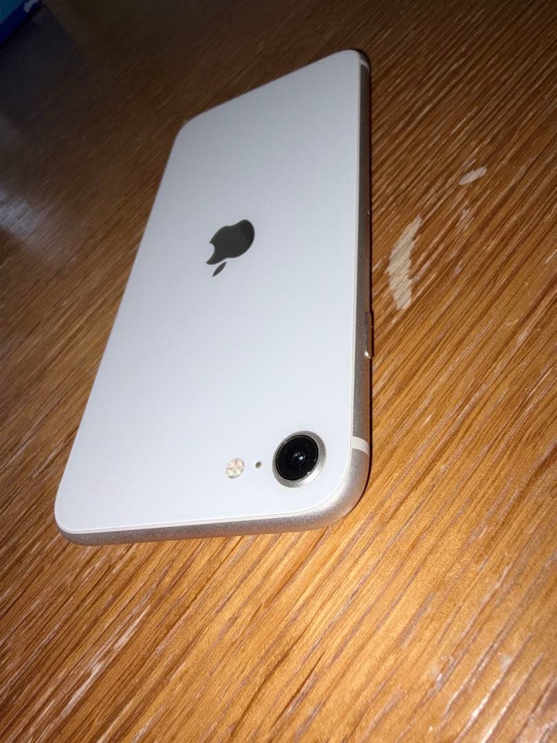 iPhone se3 白色