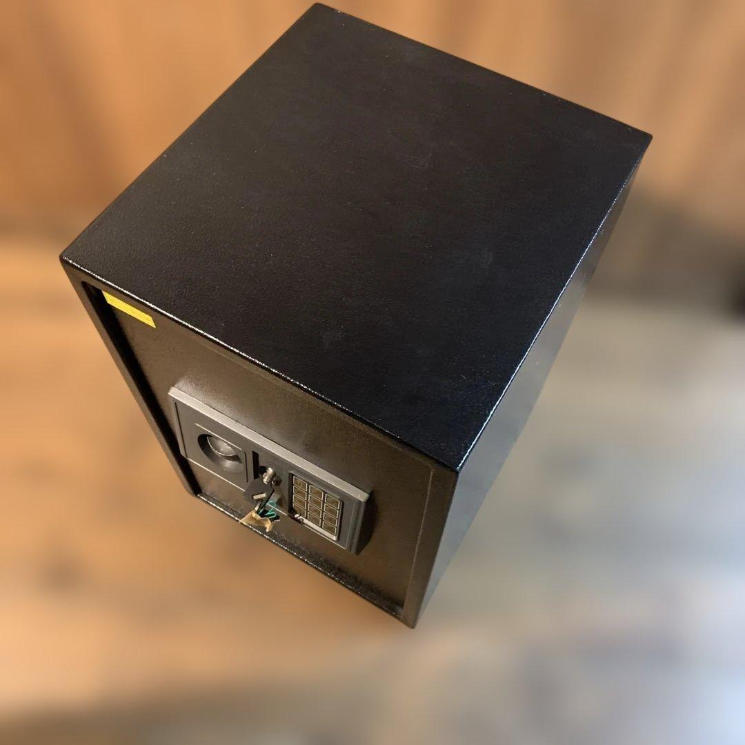 家庭用金庫　鍵　テンキー　電子ロック　防犯