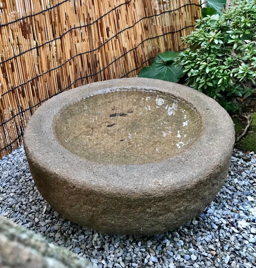 【天然自然石・水鉢・向鉢・蹲・茶庭露地庭鉢】庭石オブジェ置物ガーデニング造園