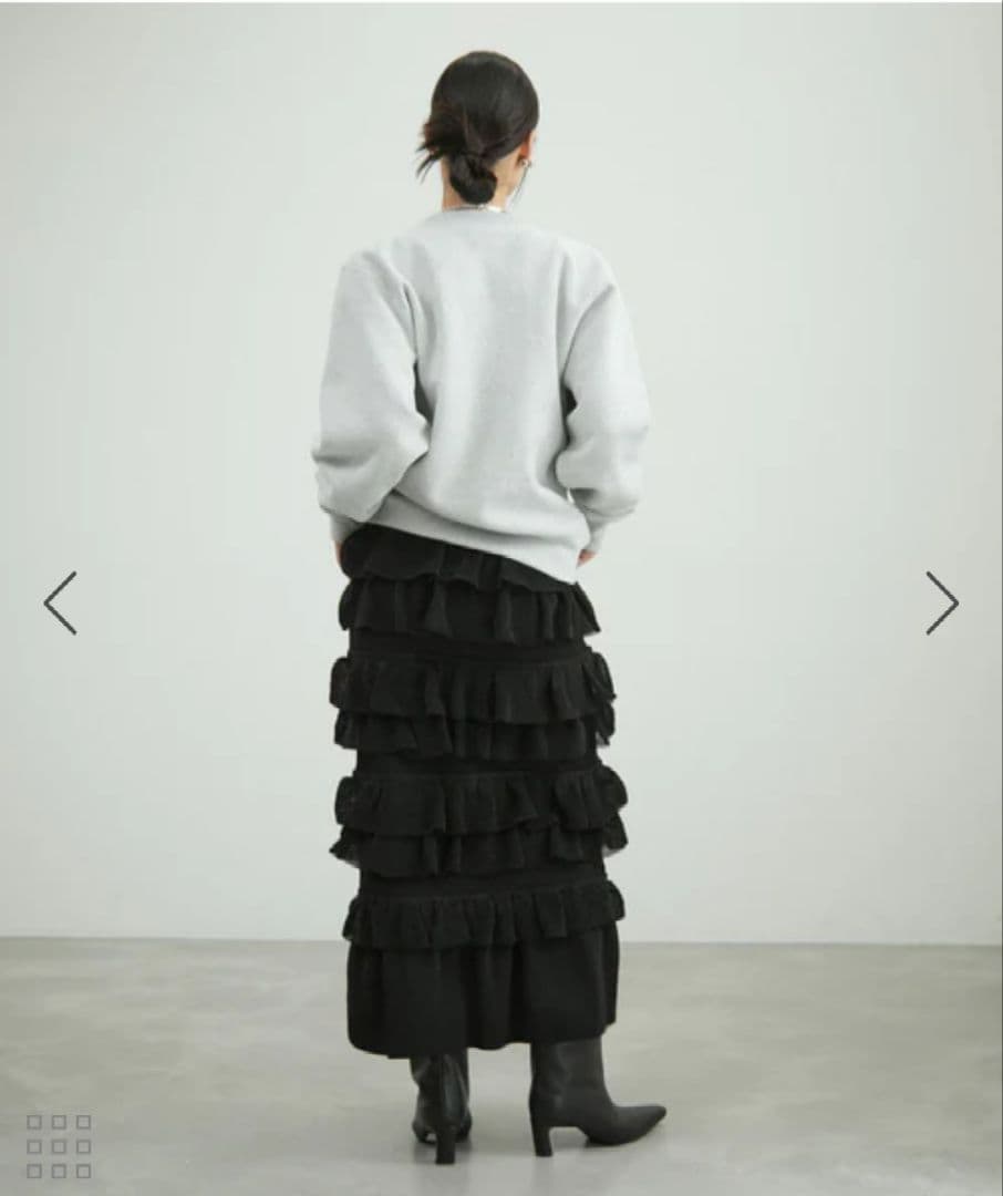 ADAM ET ROPE FEMME サステナブル フリルニットスカート