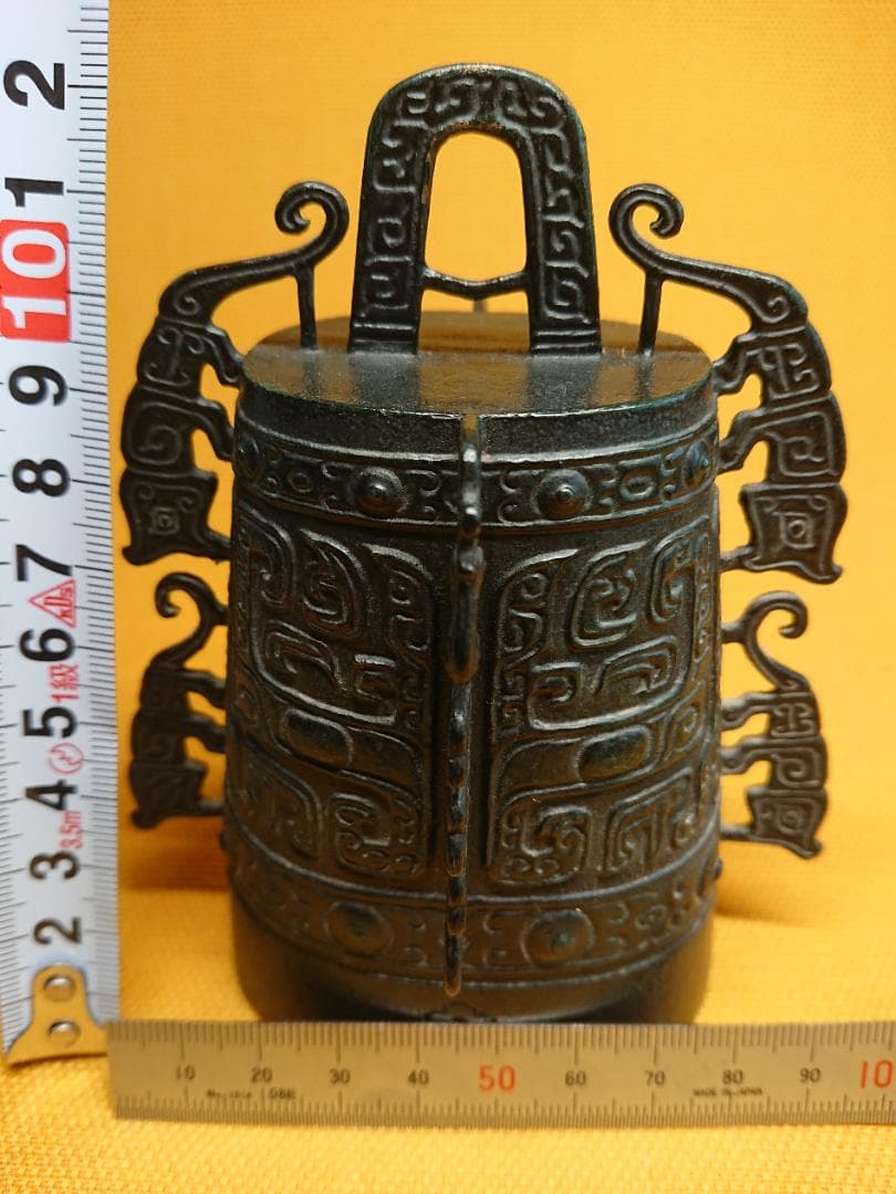 鐘　青銅　銅製　古玩　骨董　置物　インテリア　工芸品　美術品　A1681