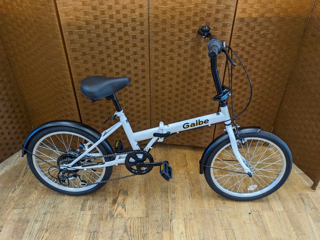 U056　美品　 折りたたみ自転車　20インチ 6段変速 ホワイト
