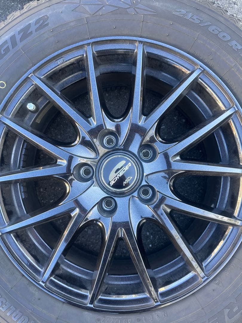 TOYOタイヤ　スタッドレス　ホイール付き4本セット　シュナイダー