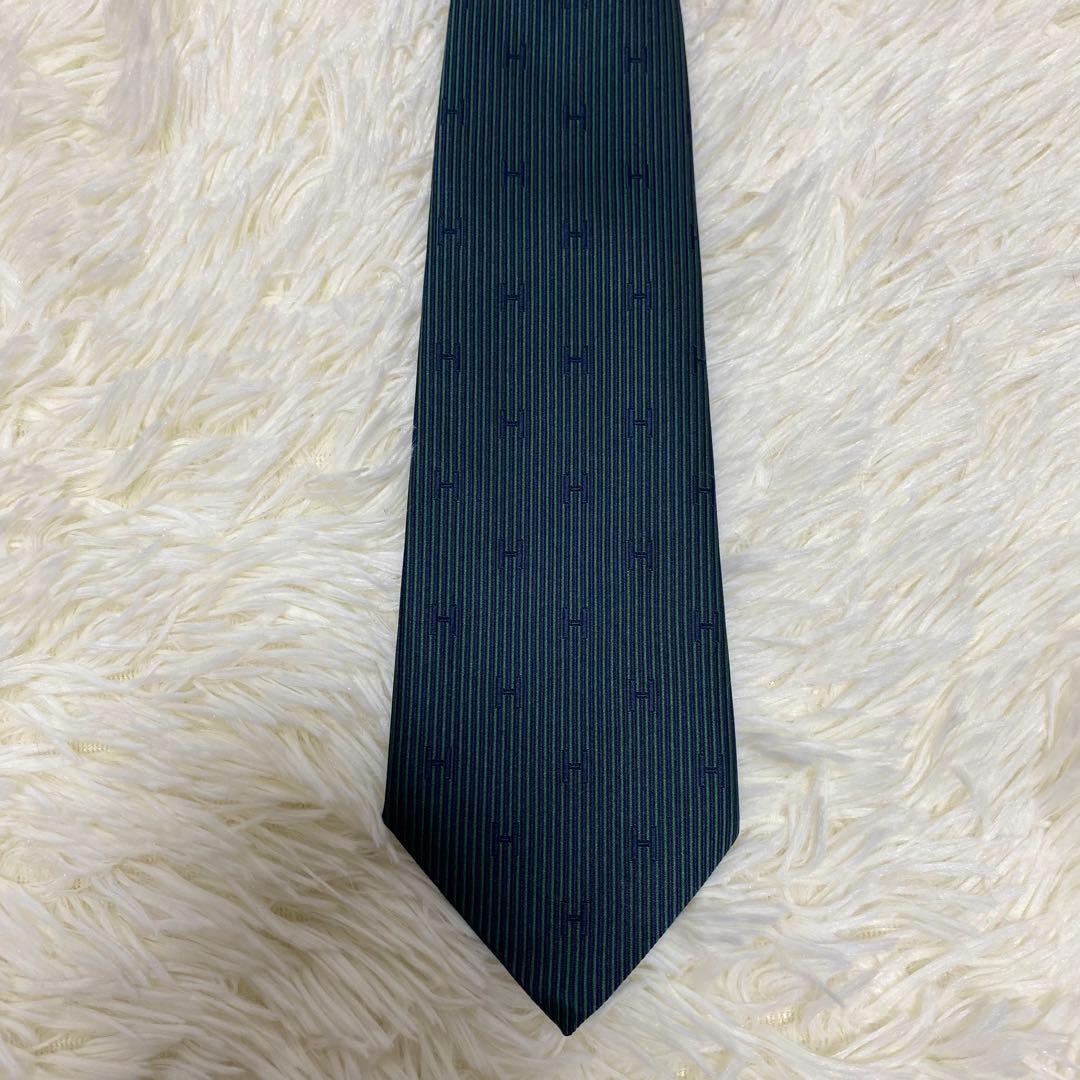 HERMES ファソネ H柄 シルクネクタイ グリーン系　エルメス　希少 ロゴ