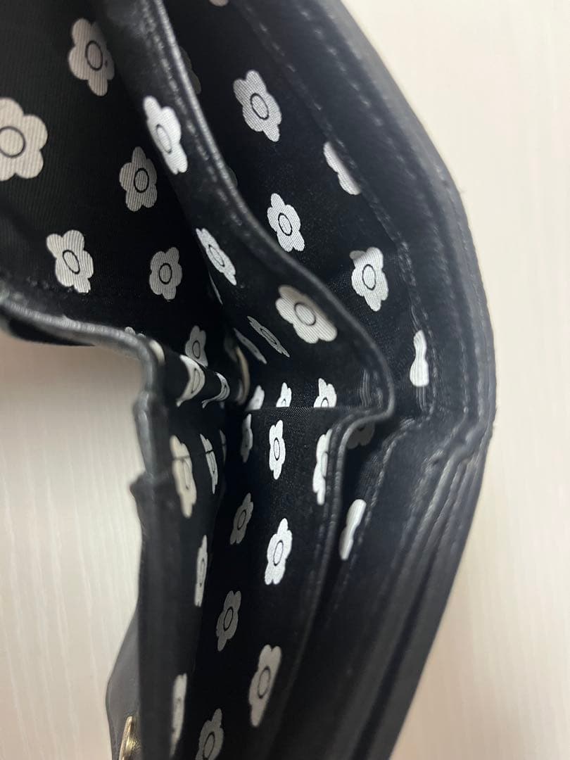 MARY QUANT ブラック 二つ折り財布