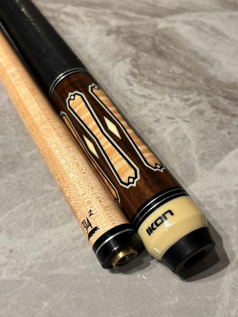 プレデター　アイコン　Predator IKON ビリヤード　キュー