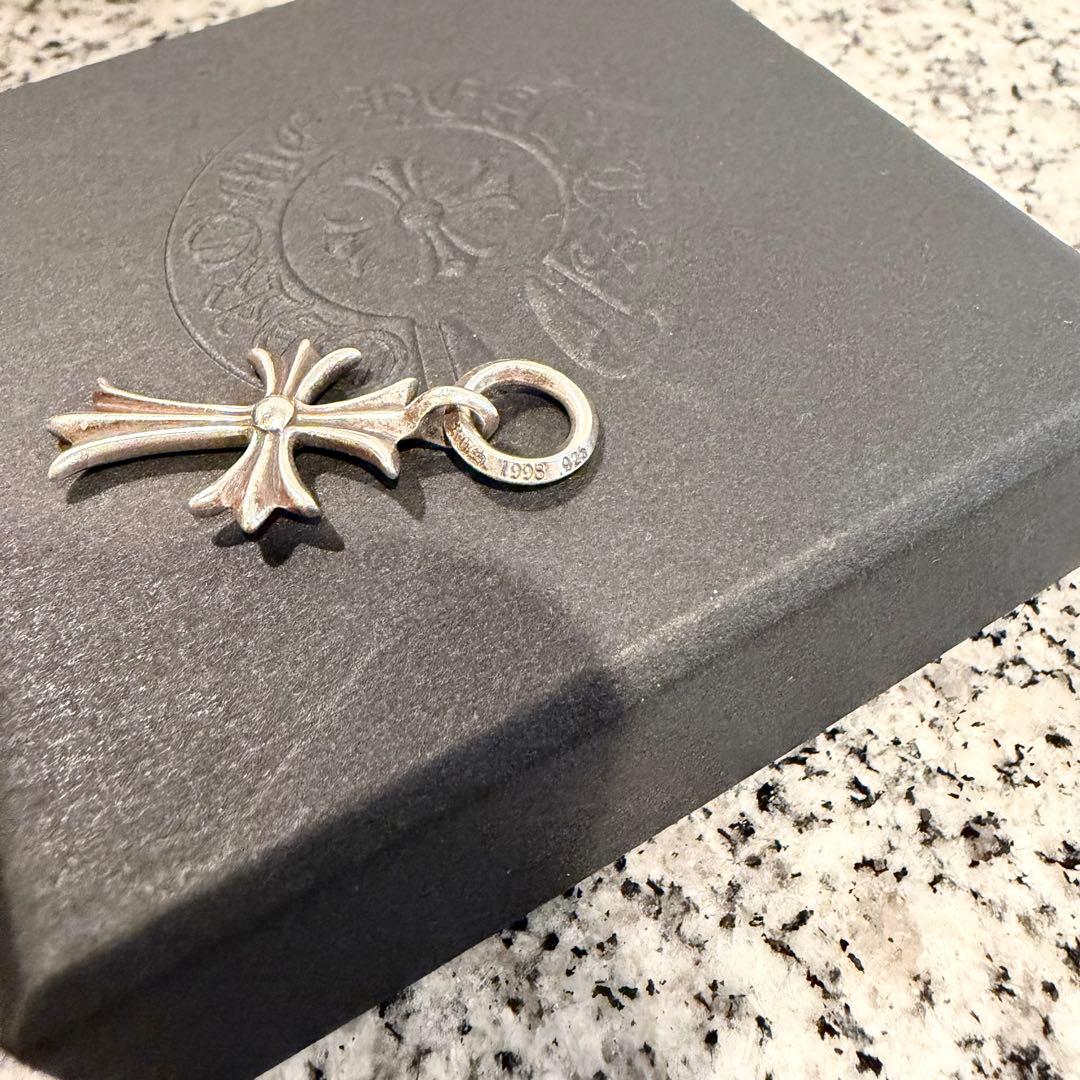 クロムハーツ　タイニーCHクロス　タイニークロス　　Chrome Hearts