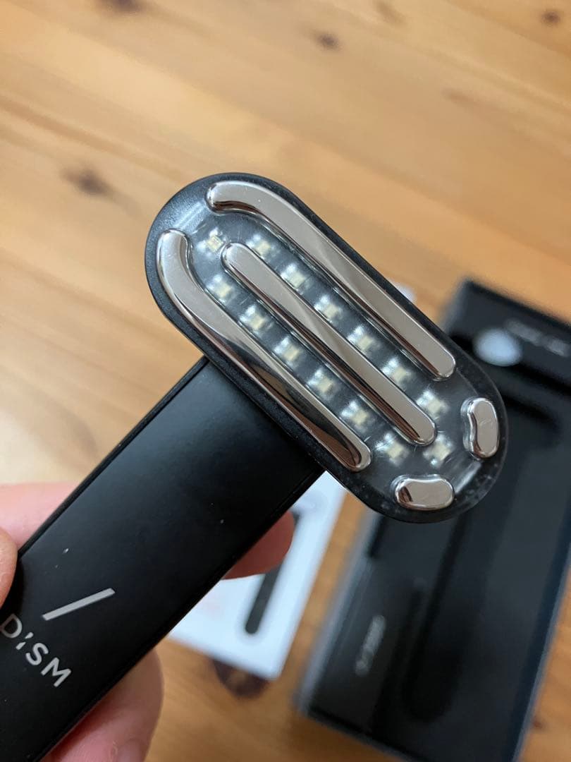 【数回使用】DISM メンズEMS美顔器 赤色LED搭載 ※ACアダプターなし