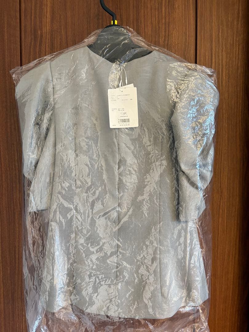 【新品・タグ付き】Cygne とんがりトップス　半袖　 グレーシャツ サイズ0