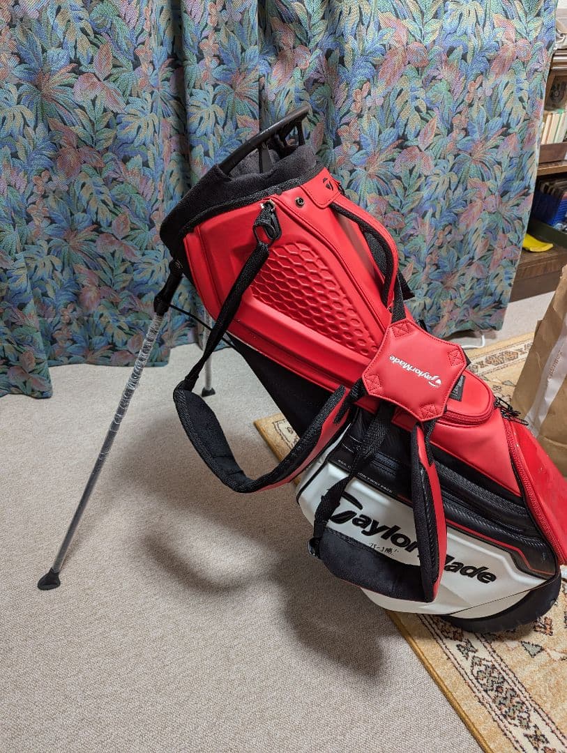 TaylorMade Stealth キャディバッグ