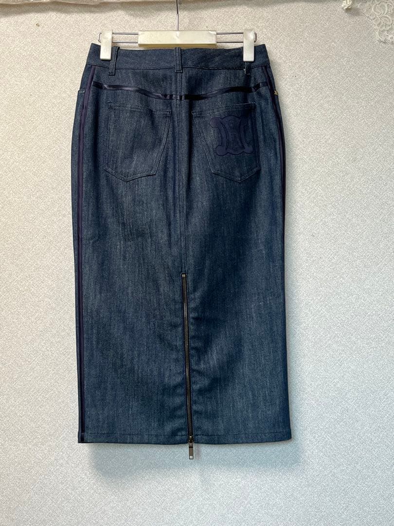 2/2までの出品です。C EＬI N E セリーヌ　デニムスカート　 セミタイト