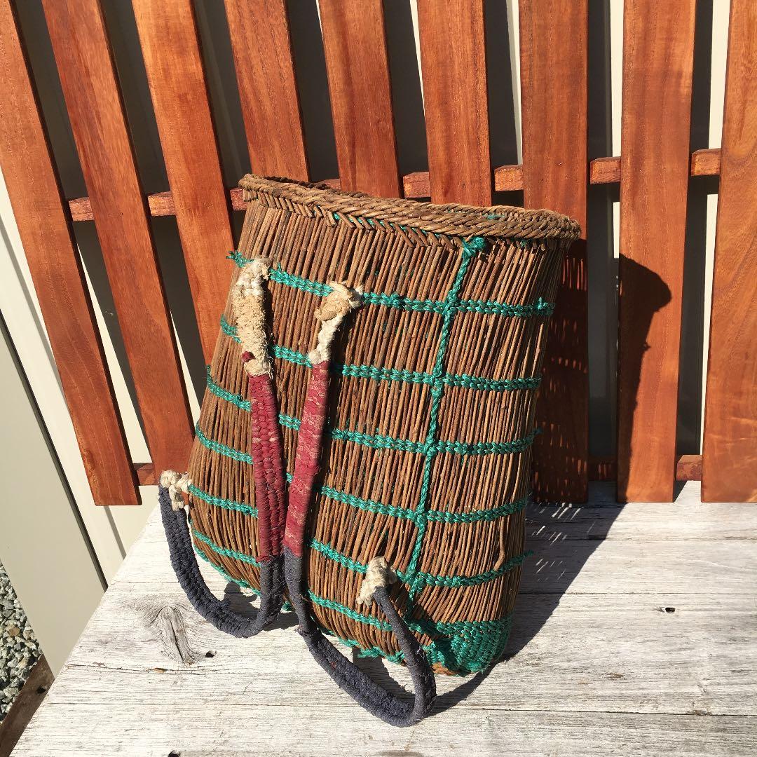 アンティーク！希少なツル背負い