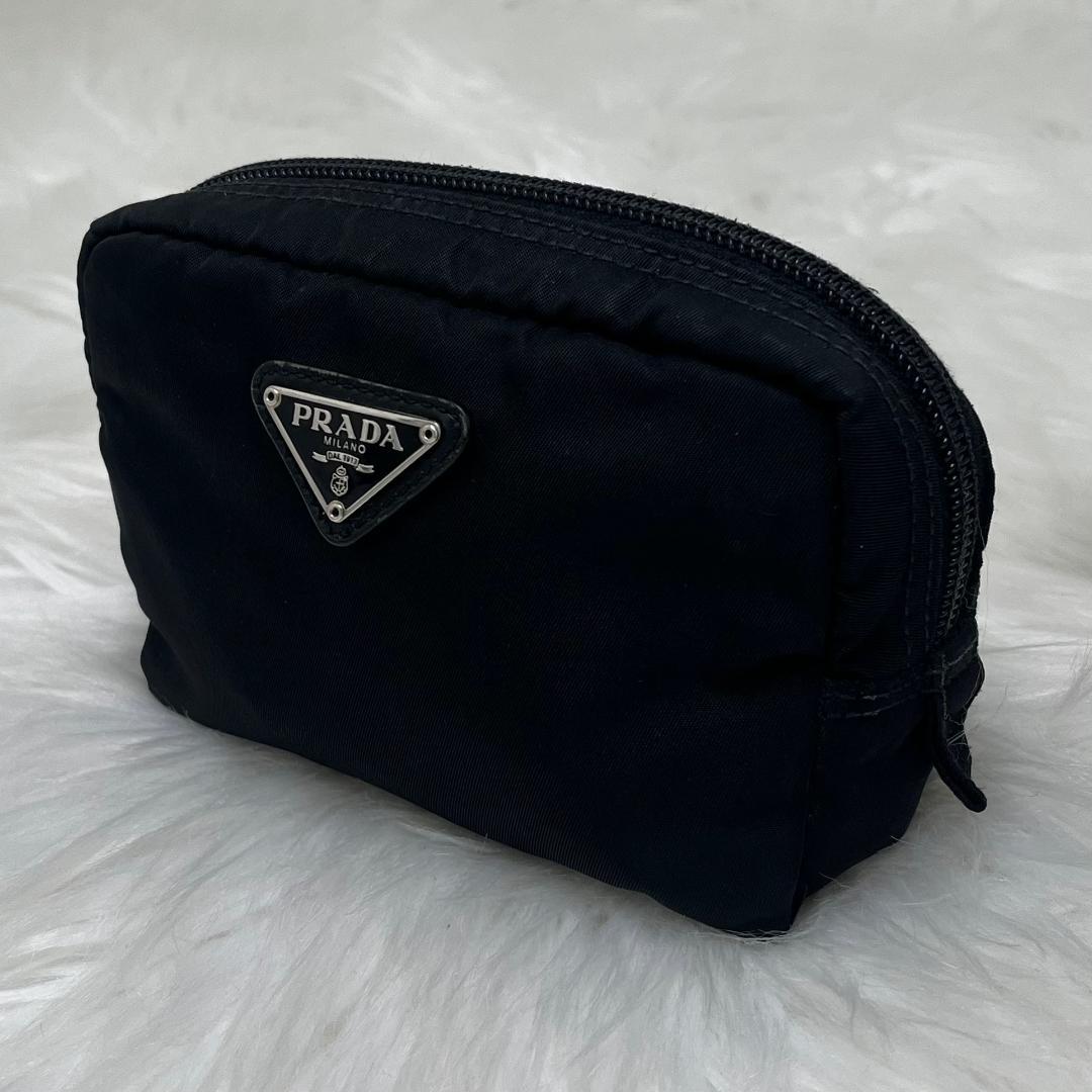 PRADA プラダ　ポーチ 三角ロゴ ブラック　白タグあり　美品