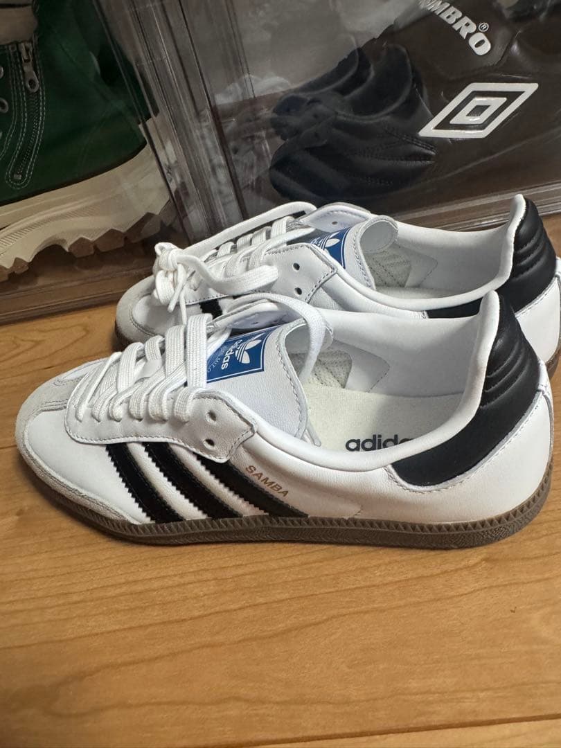 adidas Samba ホワイト　24cm