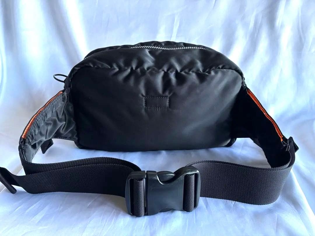 吉田カバン　PORTER　ポーター　タンカー　ボディバッグ ブラック