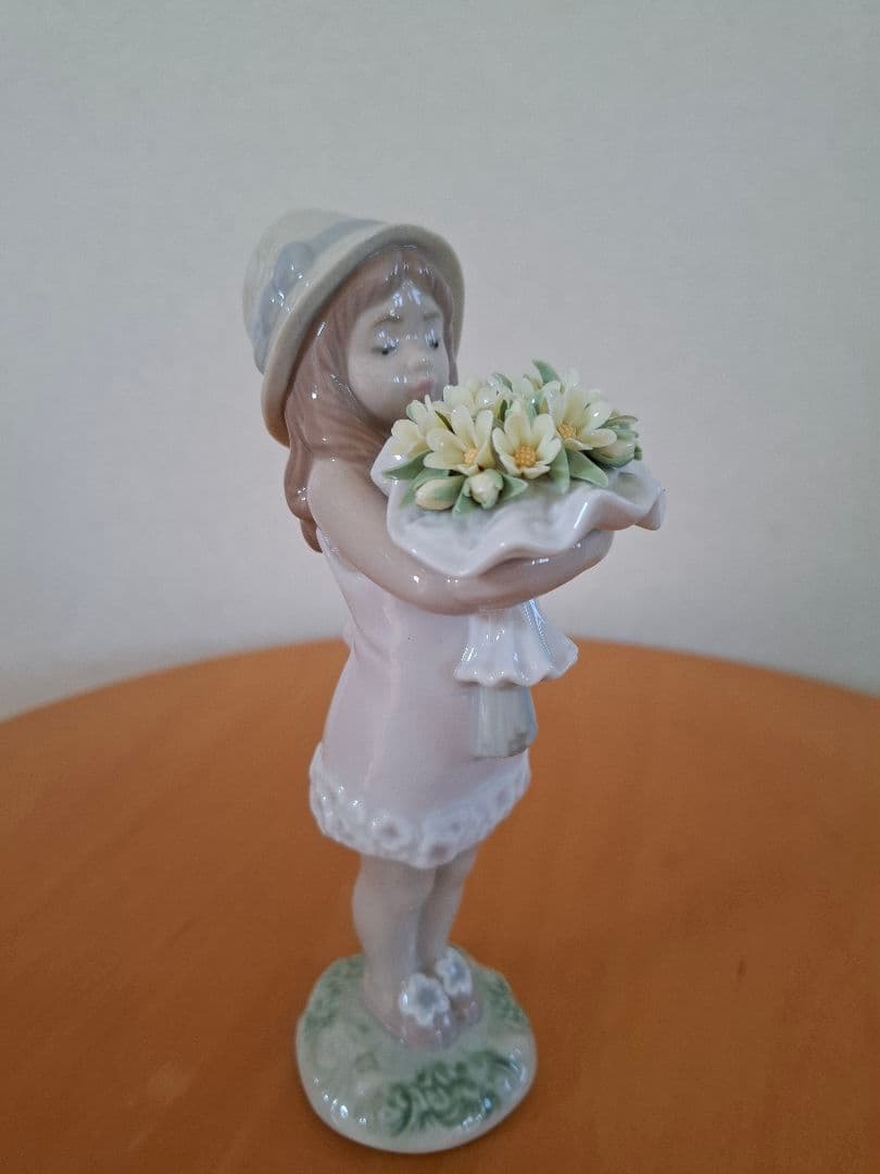 リヤドロ　あなたに花を