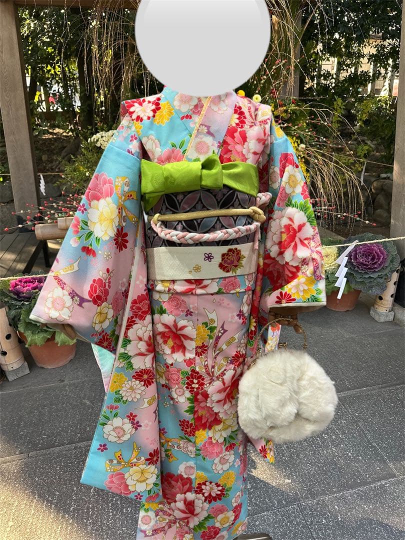 フルセット　七五三用華やかな花柄着物