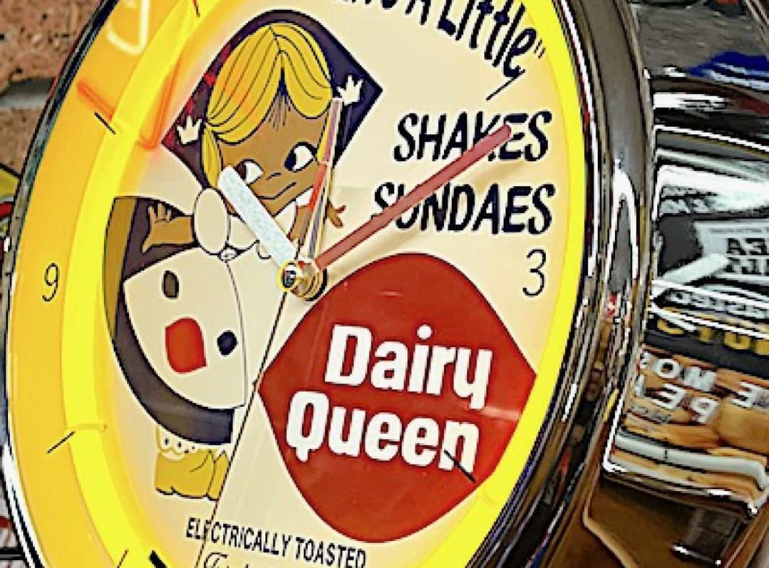 ネオンアラームクロックDAIRY QUEEN SOFT CREAM se0832